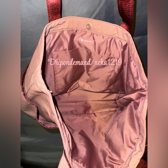 Lululemon Daily Multi-Pocket Tote Bag 20L- Red Clay/Rockwood - Picture 7 of 11